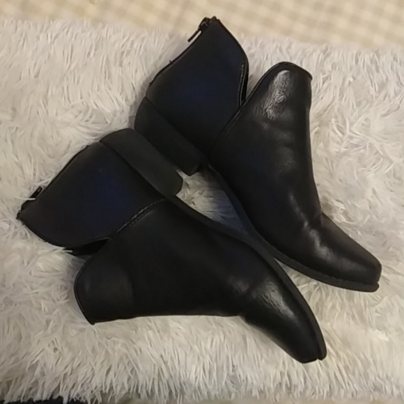 Hot Tomato Shoes - Hot Tomato Black Booties